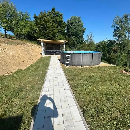 Fina 别墅 Laktaši